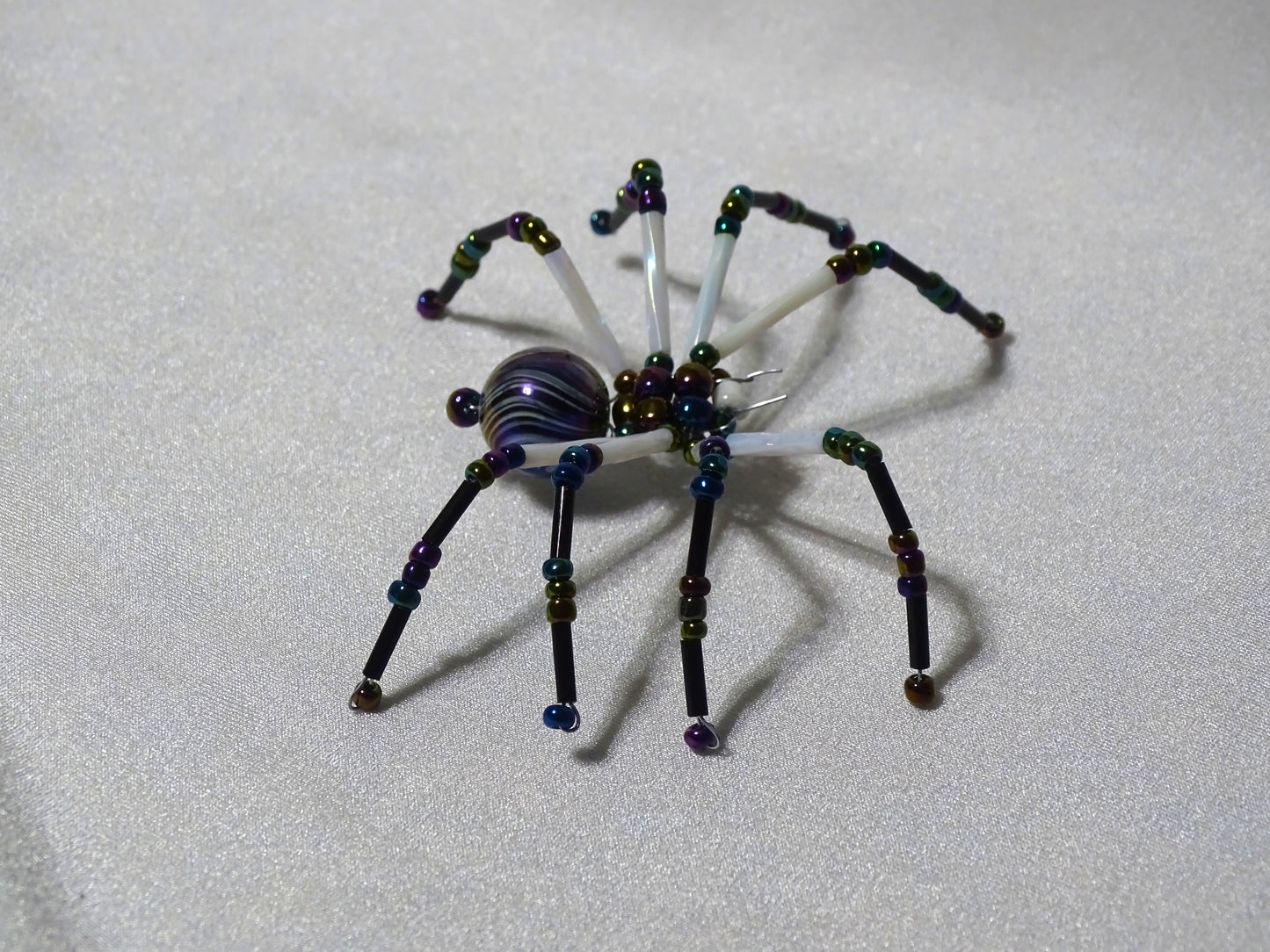 Swirly Acrylic Body Spider