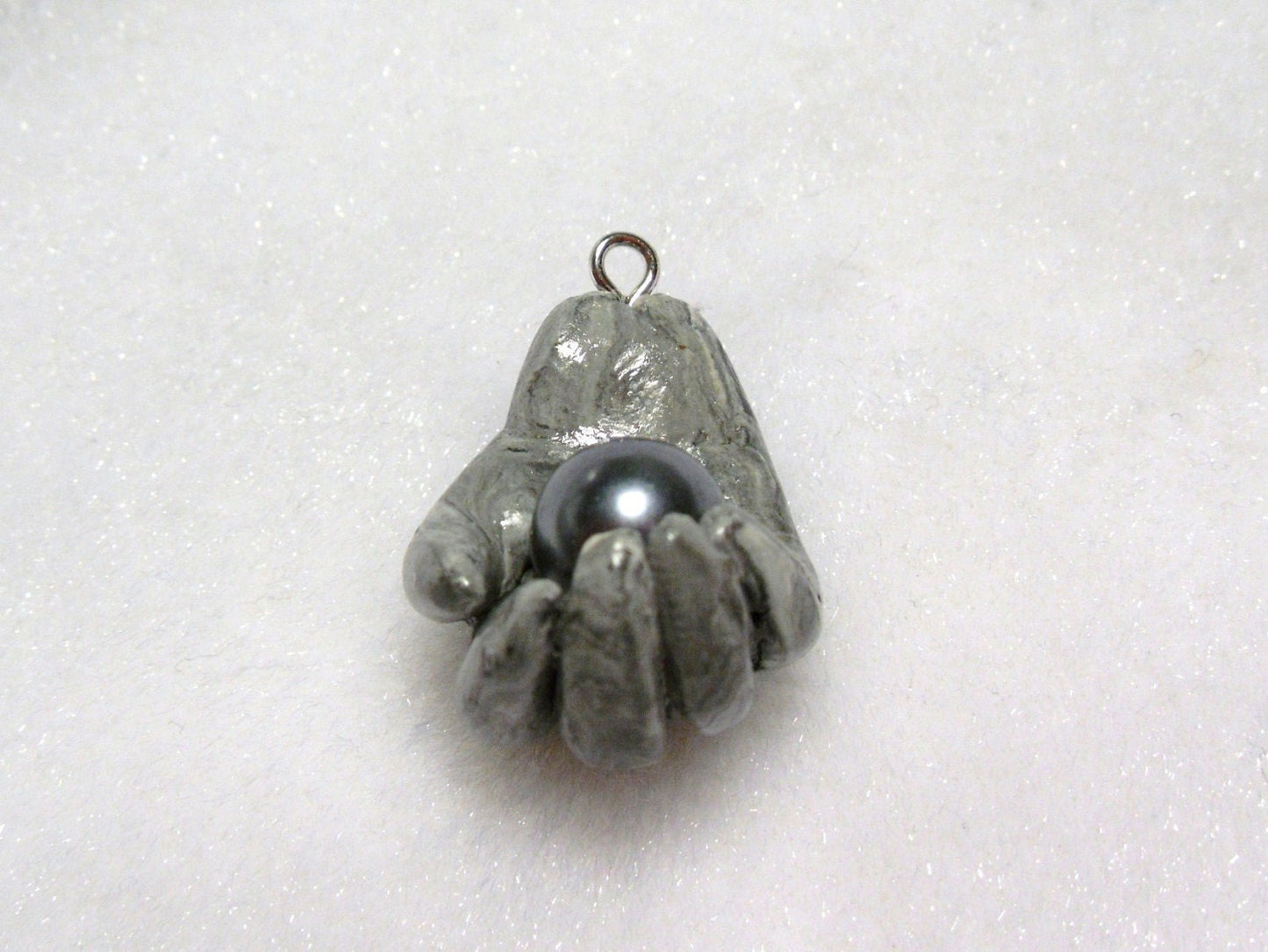 Marbled Grey Hand