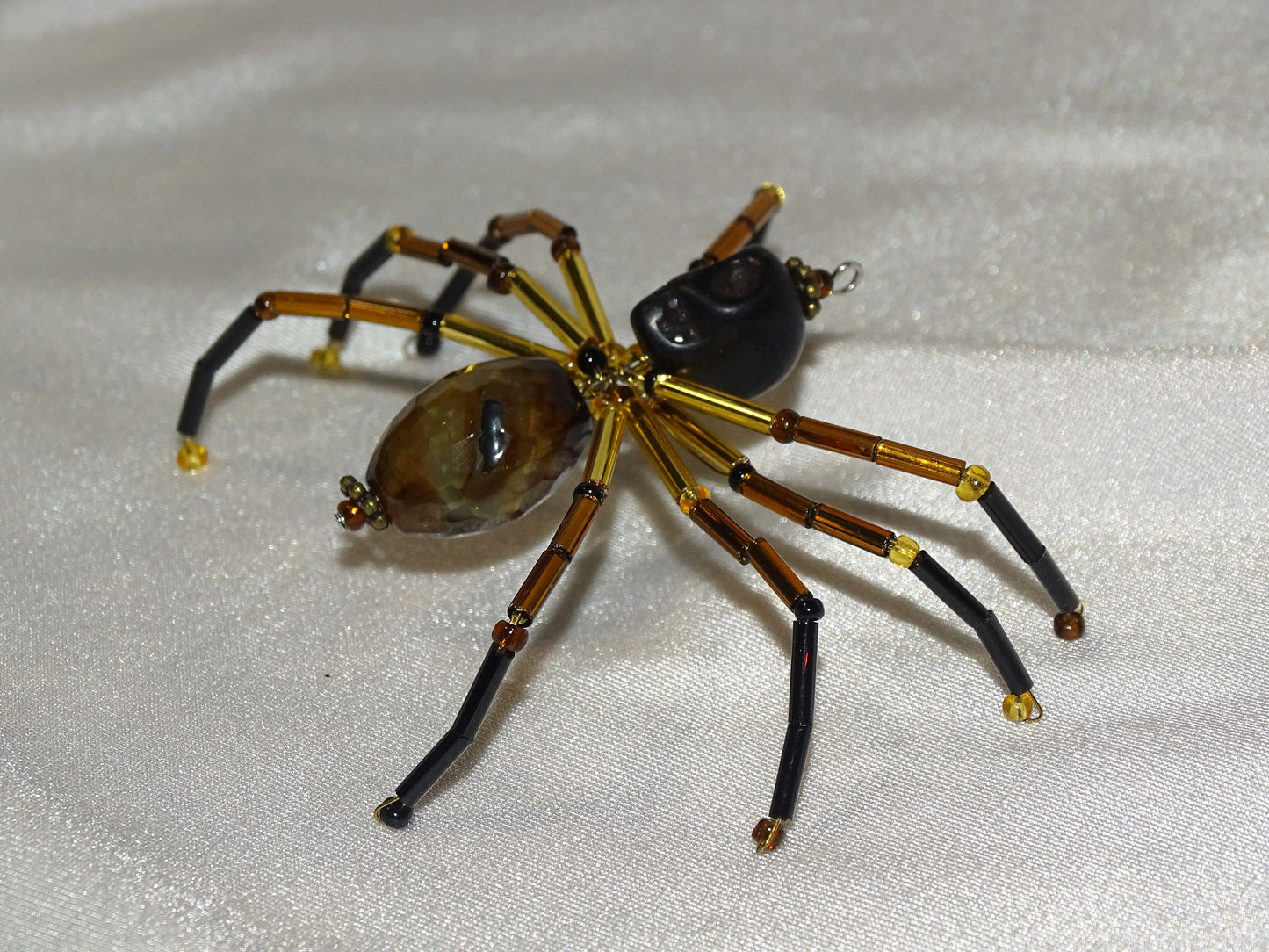 Agate and Howlite Spider