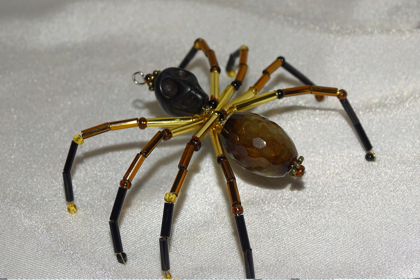 Agate and Howlite Spider