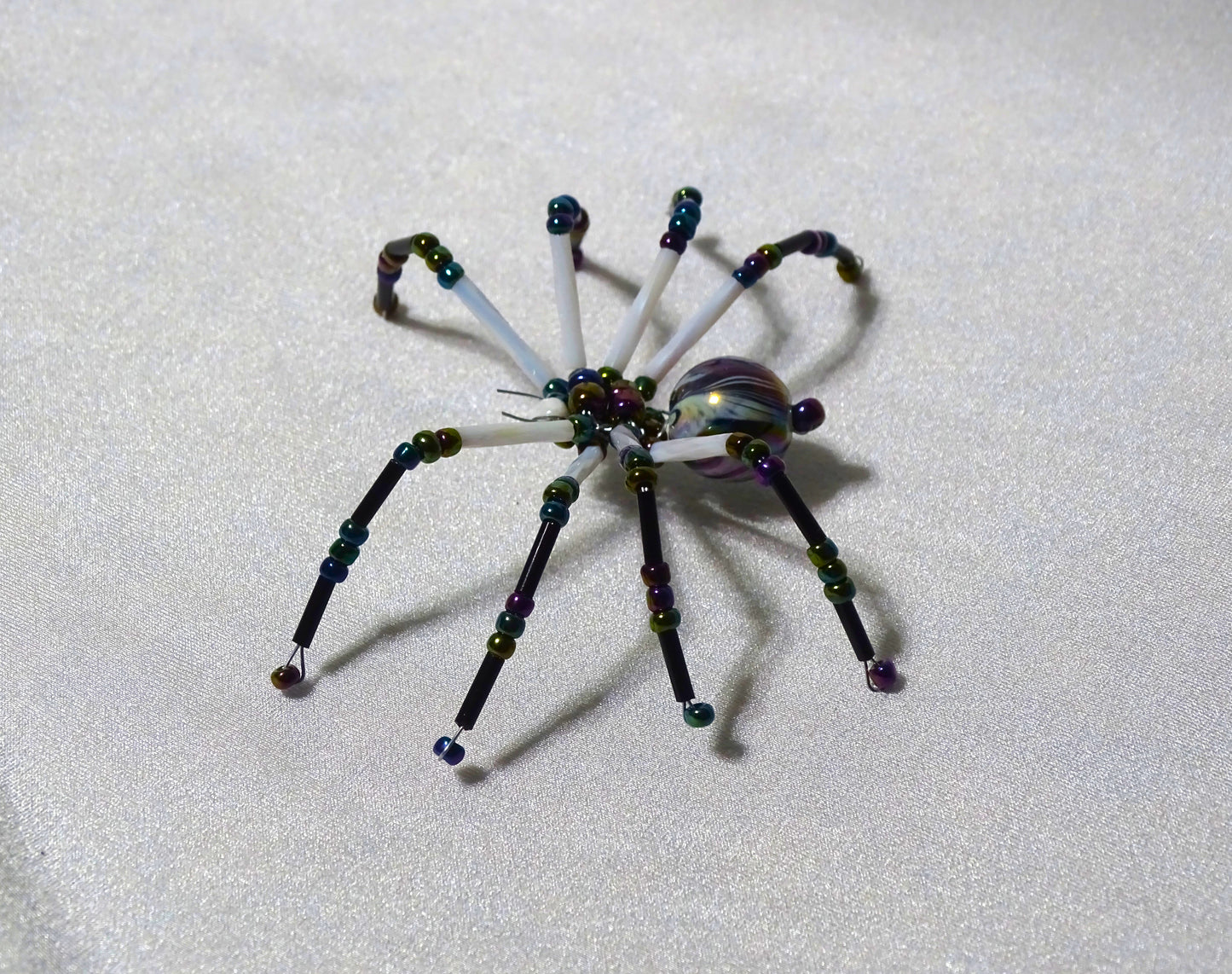 Swirly Acrylic Body Spider