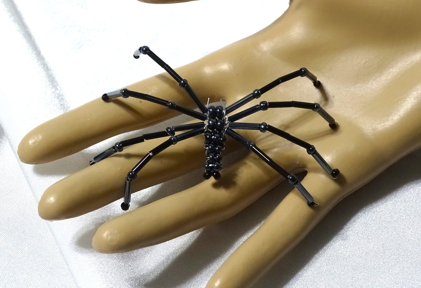 Hematite Finish Spider