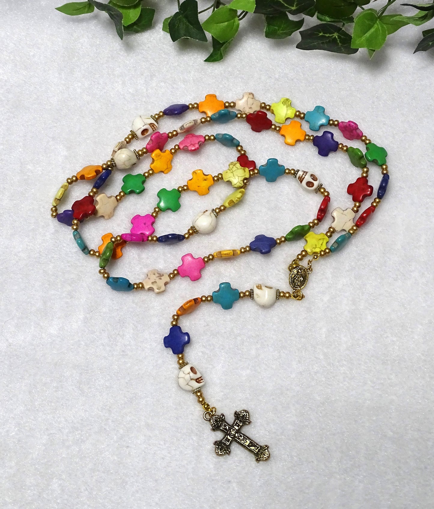 Howlite Skulls Rosary