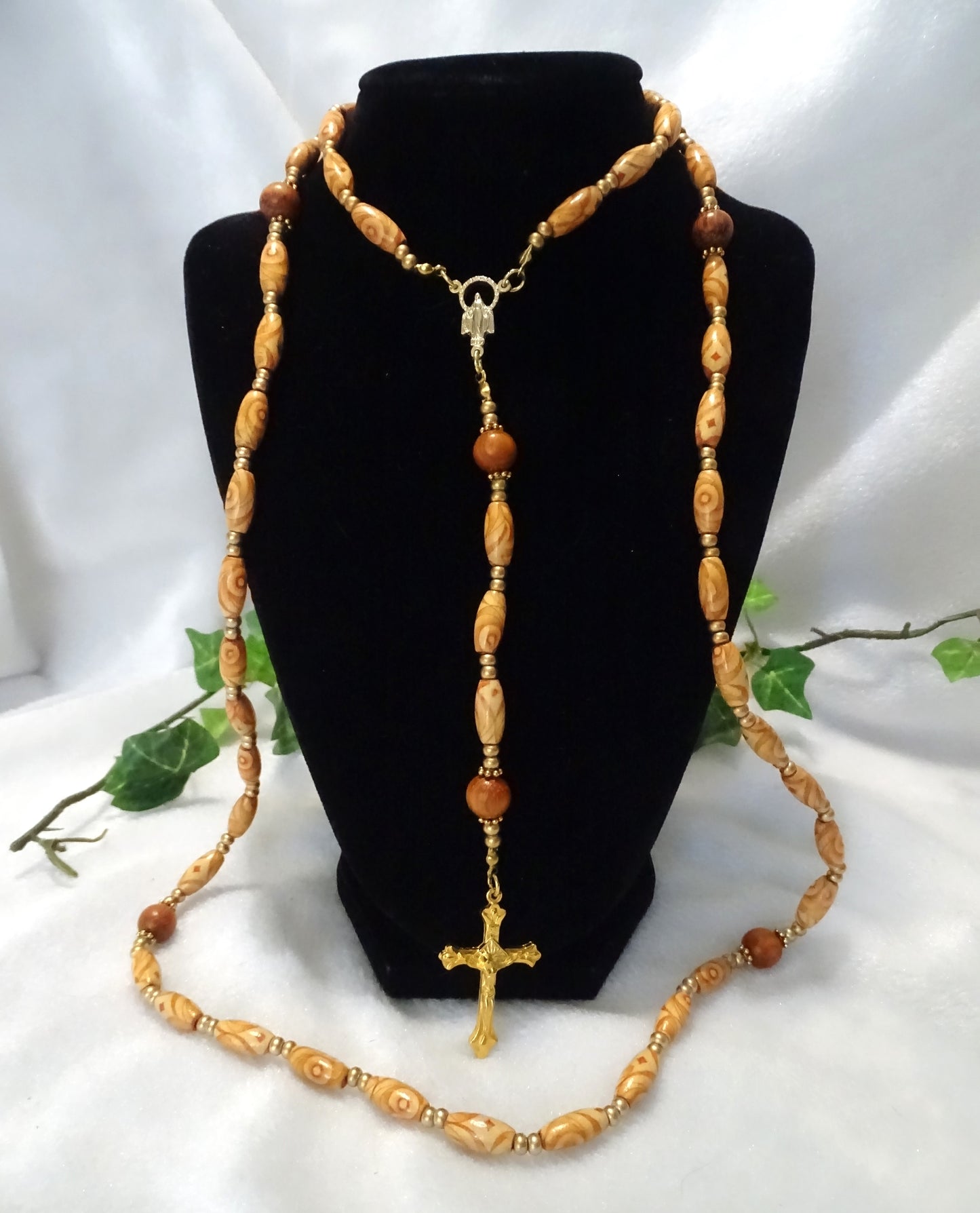 Patterned Wood Rosary