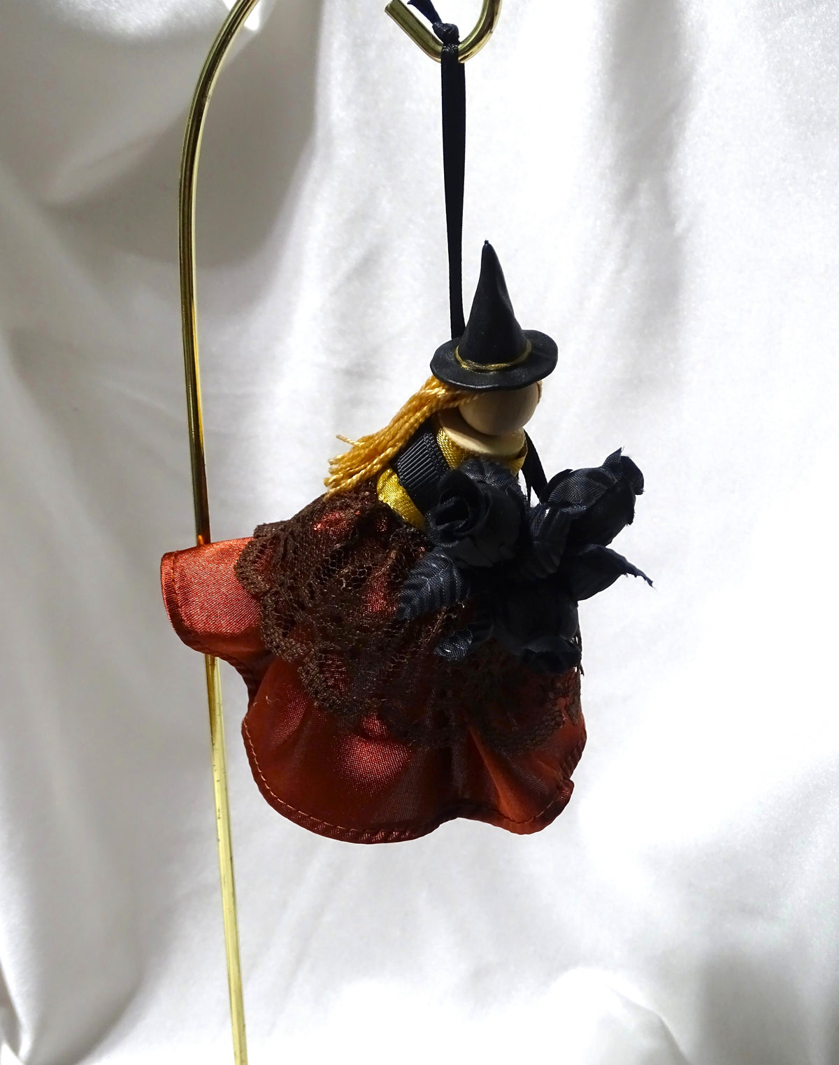 Autumn Colors Bell Witch