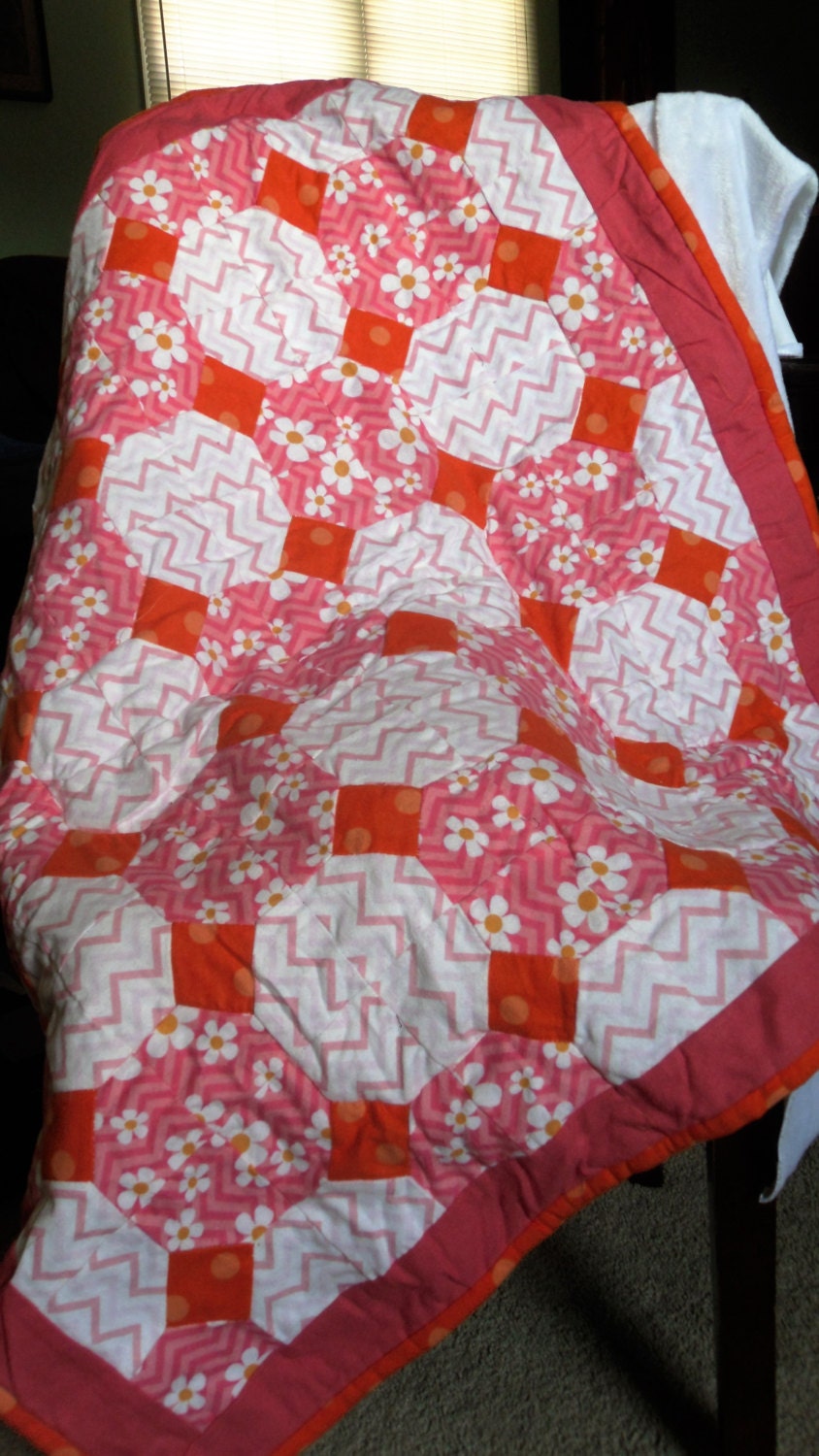Pink Daisy Quilted Flannel Blanket