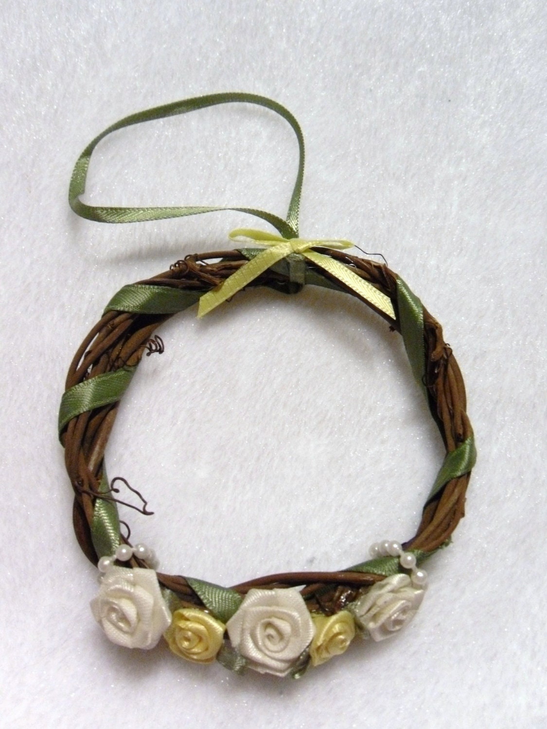 Ribbons and Roses Victorian Inspired Mini Wreath Collection